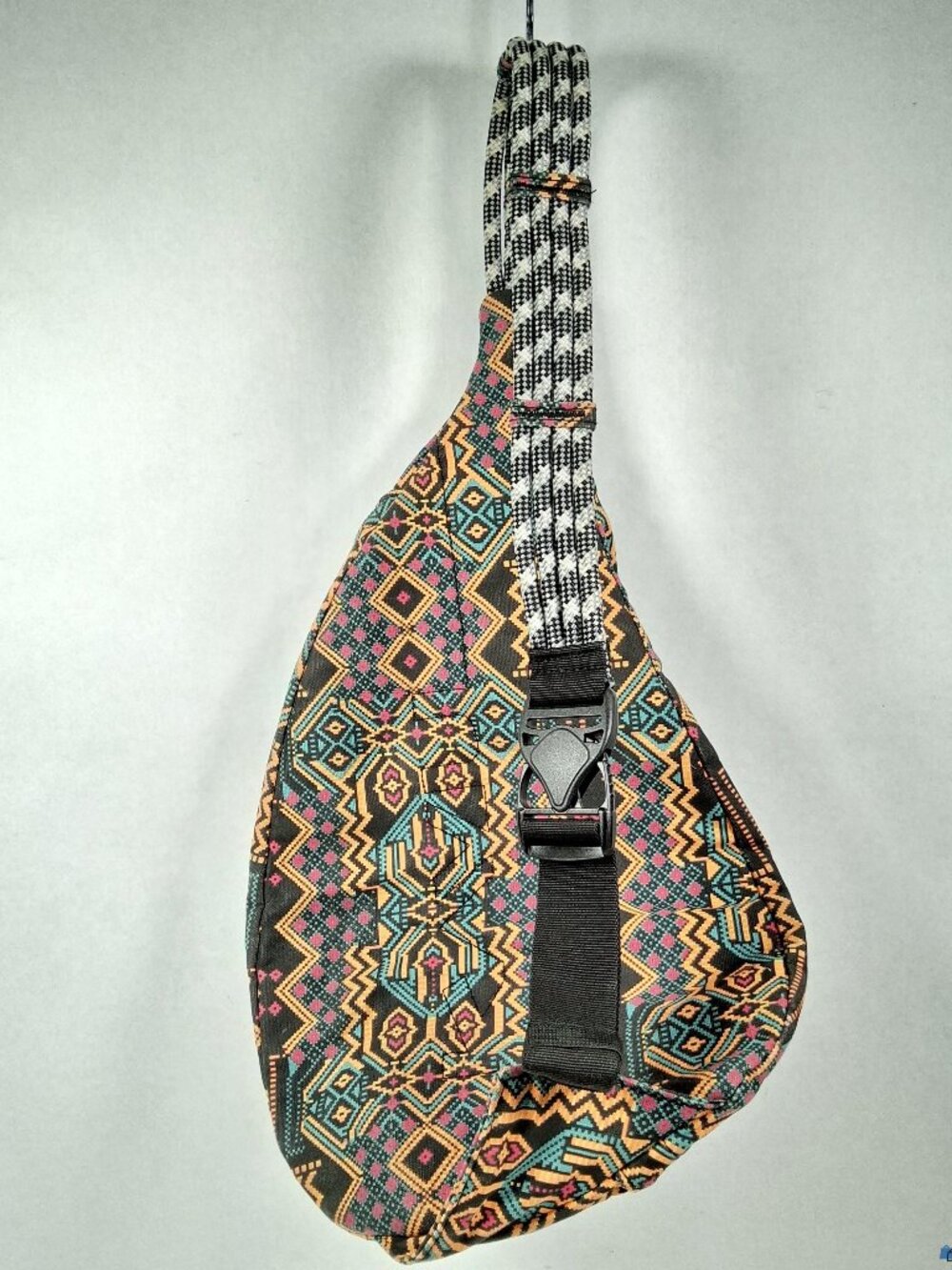 KAVU Rope Sling Bag Multicolor Geometric - Picture 2 of 6